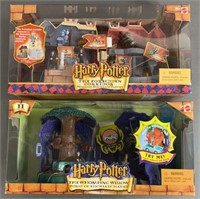 2pc NIP 2001 Harry Potter World Of Hogwarts