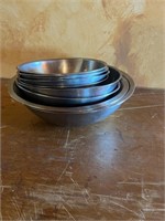 8 mixing bowls