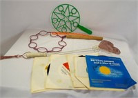 Wire Fly Swatter - Bubble Making Wands & Some