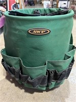 Tool pouch bucket