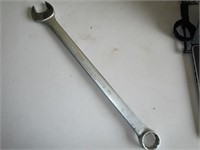 20" 1-5/16 wrench