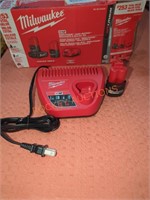 Milwaukee M12 Red Lithium XC5.0/CP2.5 Starter Kit