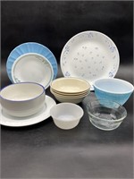 (21) Dishes:  6- Corelle 10.25in Dinner Plates, +