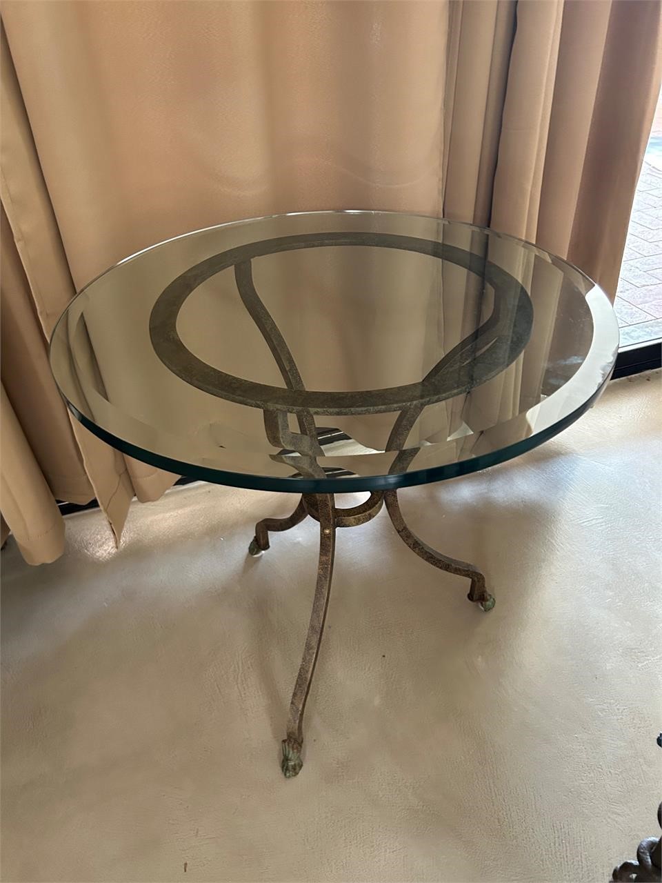 Glass Top Round Side / Occasional Table