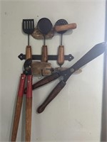 Hand tools