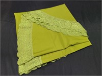Green Table Cloth 32 Inches