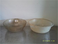 Lot of 2  Mixing Bowls