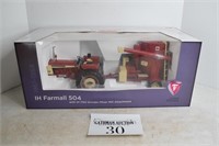 1/16 Firestone IH 504 Tractor & 1150 Feed Grinder