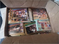 BOX OF 1992 FLEER PRODUCT BASKETBALL CARDS