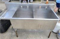 COUBLE STAINLESS SINK