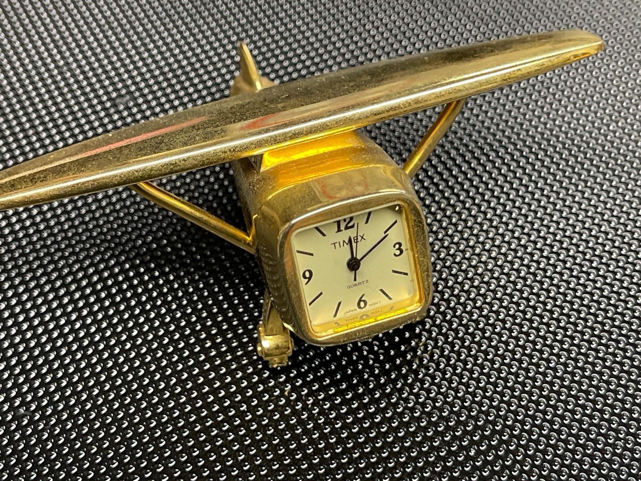 VINTAGE GOLD PLANE TIMEX DESK CLOCK