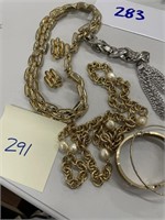 Fantastic Pieces in this Jewelry Lot