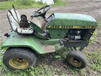 Vintage 314 John Deere yard tractor