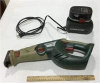 Master Force saw w/ battery & charging station