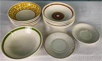 Vtg Mid Century Retro Bowls And Saucers