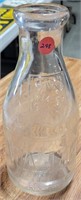 VTG ONE QT. WANZER MILK BOTTLE