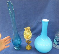 2 blue glass vases - fancy egg trinket box