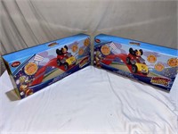 2QTY/ Disney Collection Mickey Mouse Deluxe Track