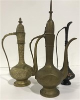 Various antique coffee/tea pots including brass