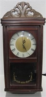 24" Tall LUX Battery Powered Wall Clock - Working
