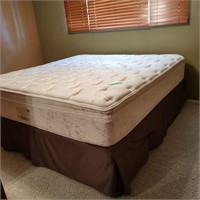 M103 King sized bed, good condition