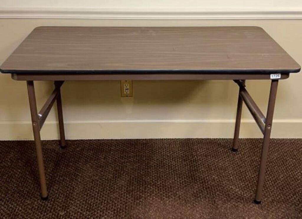 4FT FOLDING TABLE