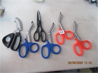 6 pairs of  scissors