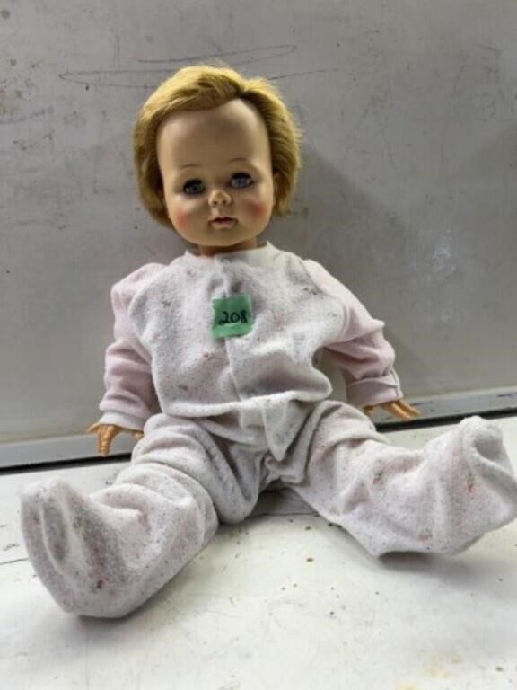 Baby Doll 22" w/ sleeper & movable arms/legs