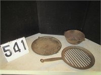 3 Pieces of Cast Iron Cookware