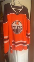 Brand New Size 54 Oilers Jersey