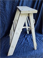 24" Step Ladder Painted White