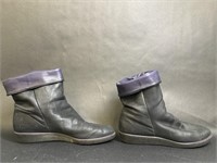 Bally Black Short Boots Purple Lining