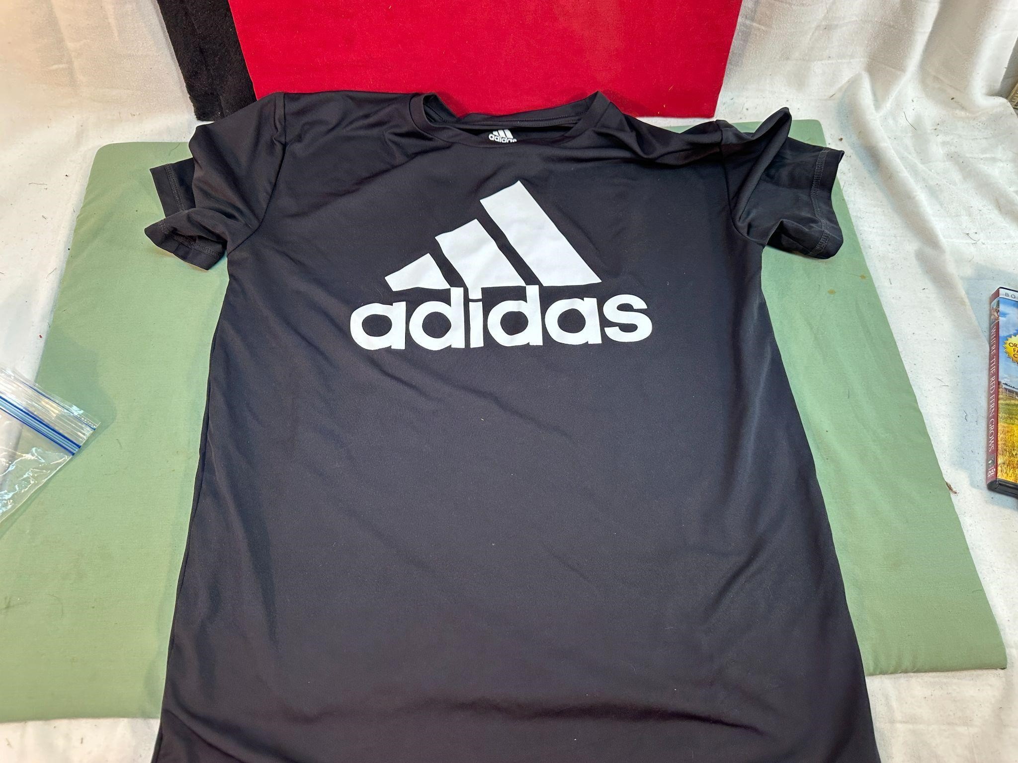 LG. ADDIDAS TEE SHIRT