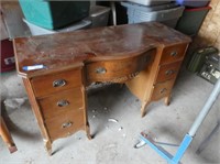 Vintage desk - as is - veneer lifting