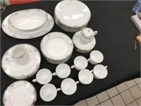 Noritake Greenbrier Service for 8 Complete Set