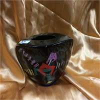 Toyo abstract, graphic lacquer vase
