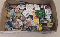 Lot Of Vintage Pin Back Buttons Many Local