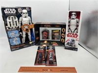 Assorted Star Wars Collectables Inc Figurines and