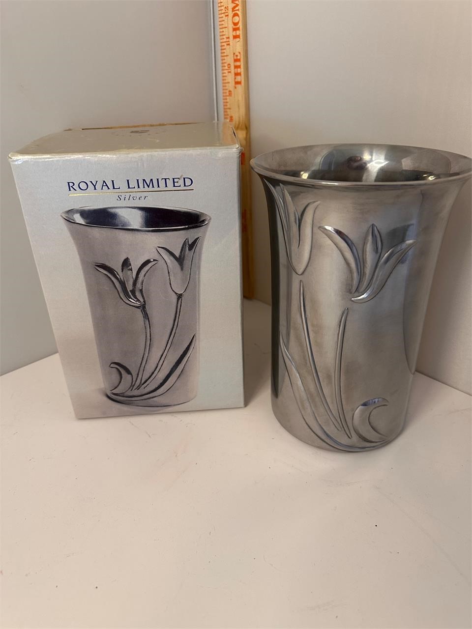 Royal Limited tulip wine server