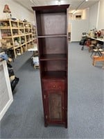 Nice little cabinet with 3 shelves, 1 drawer and