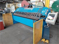 Machtech Hydraulic Approx 2.5m Sheetmetal Folder