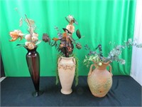 3 decorative vases