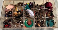 D - MIXED LOT OF COSTUME JEWELRY (J48)