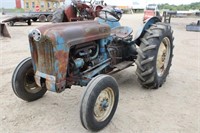 Ford 600 Gas Tractor