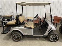 2013 EZ-GO Golf cart w/charger
