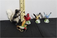 Enesco 4in Skunk figurine. 3 Homco Birds