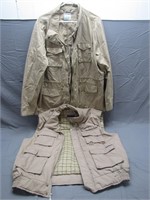 Vintage Men's 2XL Raincoat and Outerwear Vest