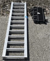 (KC) Outdoor Decor and Aluminum Ladder 3 Ft.