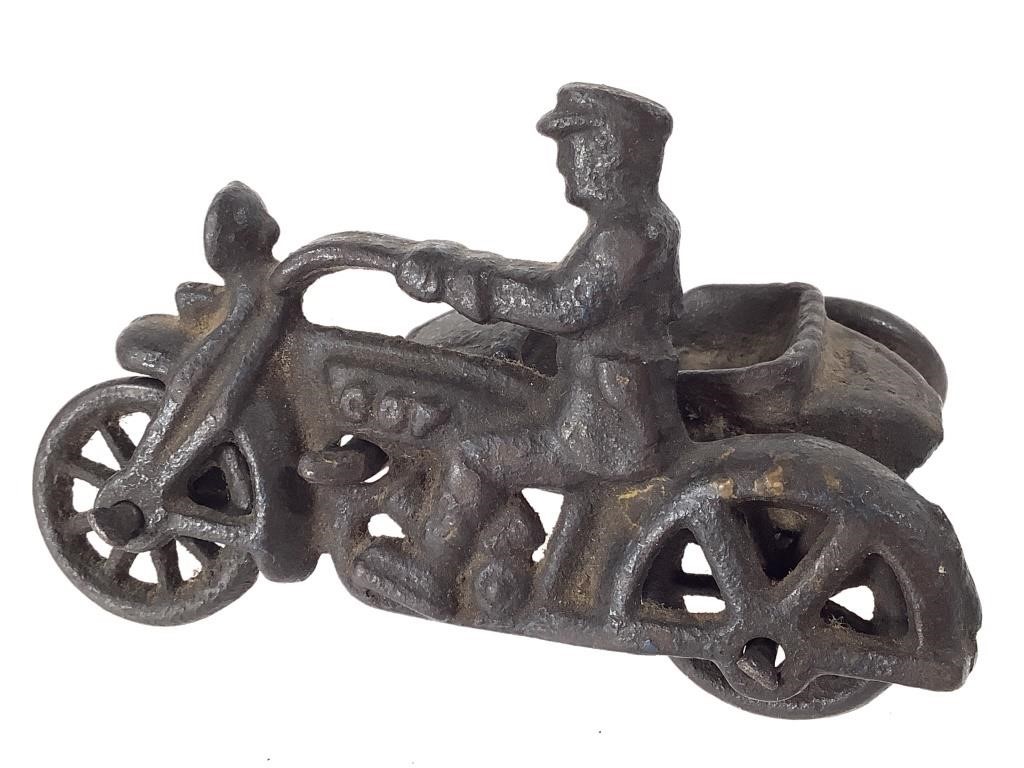 Hubley Cast Iron Toy Motorcycle, Sidecar 1930s Cop