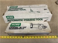 RCBS priming tool and reloading scale